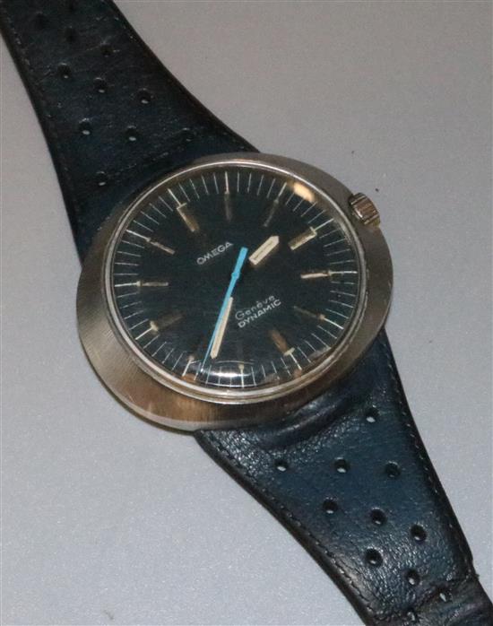 Gentlemans Omega Dynamic stainless steel wristwatch, black dial with baton numerals and blue seconds hand
